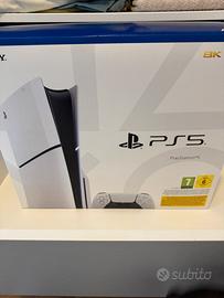 PS5 standard con lettore +3 giochi - perfetta