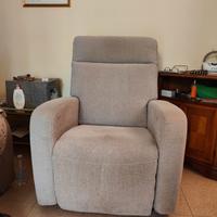 Poltrona movimento relax elettrico 