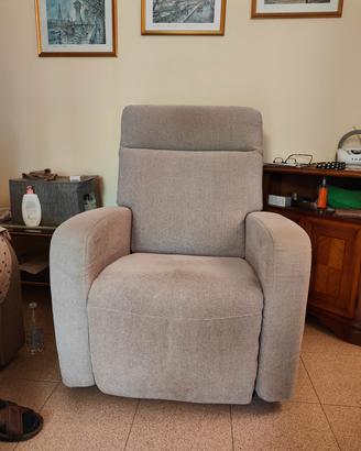 Poltrona movimento relax elettrico 