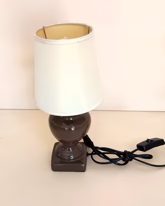 Lampada da comodino o studiolo