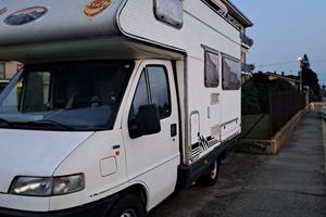camper  mansardato 
