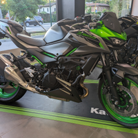 Kawasaki Z 500se promozione Safe ride -500 euro