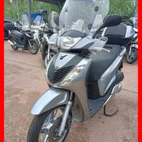 HONDA SH 125 *guida PATENTE B * GARANZIA / RATE