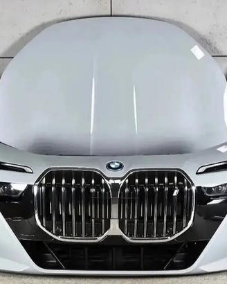 BMW i7 7 G70 M Musata Proiettori Radiatori Paraurt