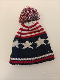 Cappello Alcott con pon pon – motivo americano