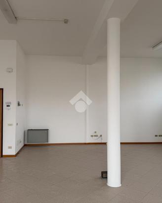 UFFICIO A MONTEBELLUNA