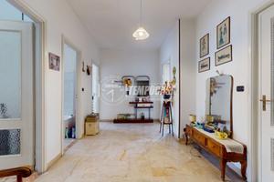 APPARTAMENTO TRILOCALE DI AMPIA METRATURA