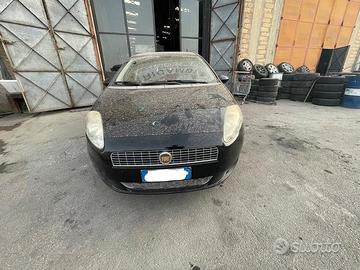 Ricambi Fiat Grande Punto 1.3 MTJ 75cv del 2011
