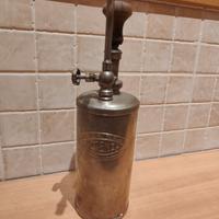 Antico spruzzatore o nebulizzatore