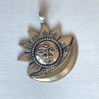 ciondolo sole e luna  in argento