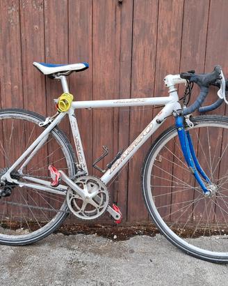 Bici da corsa Basso