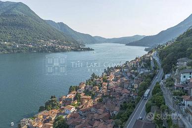 Villa di 250 m² a Carate Urio