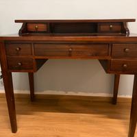 Scrittoio in legno arte povera