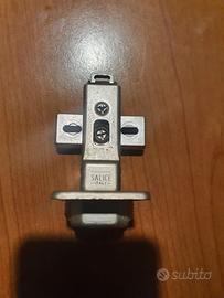 Cerniere robuste  per mobili