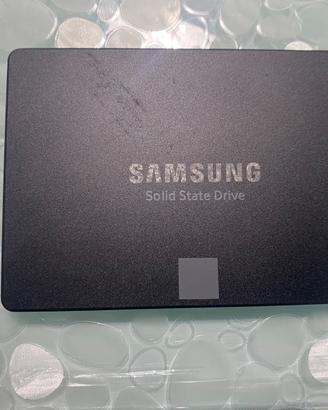 Hard disk SSD Samsung evo 4TB