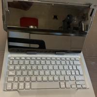 Custodia e tastiera tablet logitech