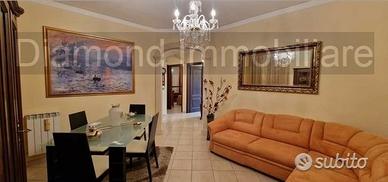 Appartamento rifinito con garage a Riposto