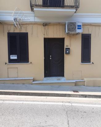 SETTINGIANO appartamento con ingresso indipendente
