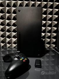 Xbox Series X + controller + Kit Play and Charge
