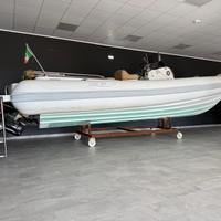 Gommone Led 32 con Mercruiser 8.2 V8 430 Hp