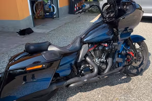 HARLEY DAVIDSON CVO 2019