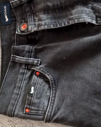 Jeans gas