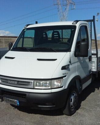 IVECO DAILY 35C12 2.3 HPI Passo 3,450