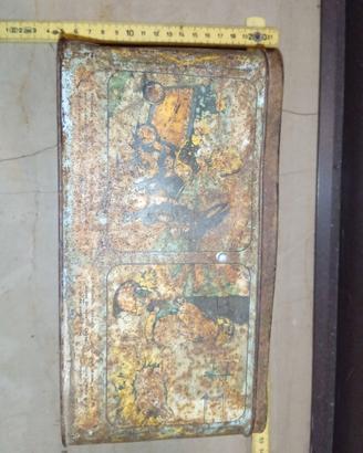 Latta Bertolini. Forbici. chiavi. apribottiglie.