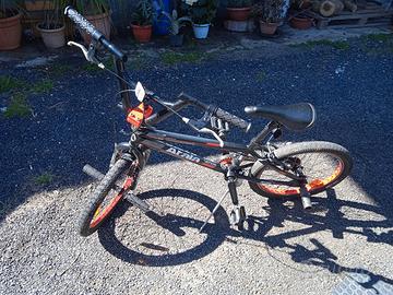 BMX ATALA VENOM