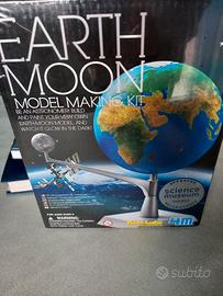 Kit per la costruzione di un modello Terra e Luna
