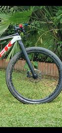 forcella rigida carbon per MTB