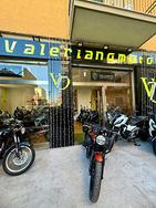 Motoguzzi v7 stone 2022 con 17.000km VALERIANOMOTO