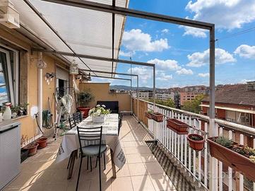 Attico / Mansarda di 50 m² con 2 locali a Torino