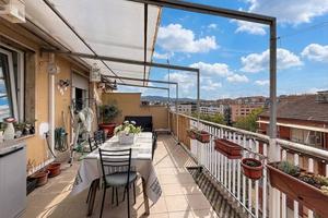 Attico / Mansarda di 50 m² con 2 locali a Torino