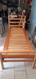 lettino in legno 