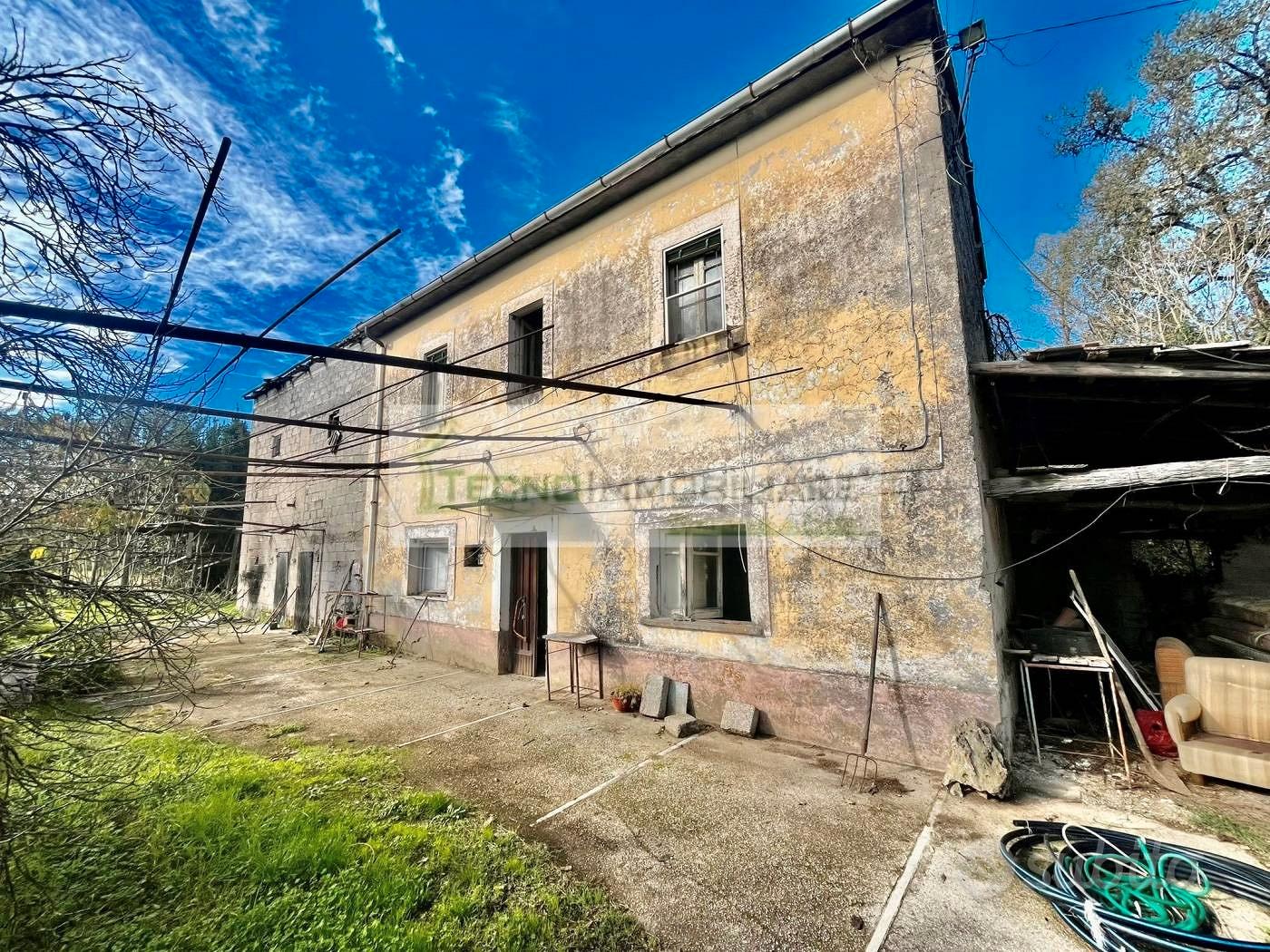Caratteristico casolare di campagna, a due passi d - Vista 4