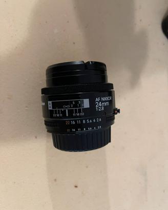 Nikon AF Nikkor 24 2.8