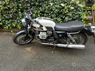 Moto Guzzi V 7