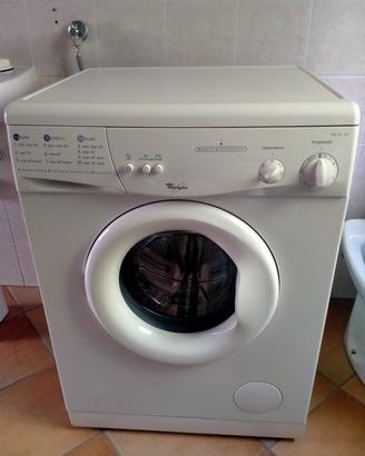 lavatrice Whirlpool 
