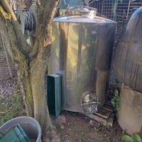 CISTERNA-SERBATOIO 1500 lt per vino