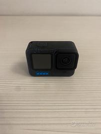 GoPro Hero 12 + Set Accessori. Condizioni perfette