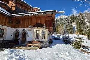 Elegante casa di montagna con giardino privato e v