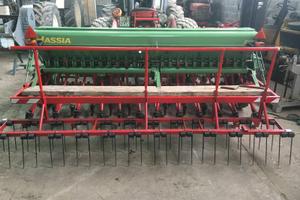 Seminatrice 3mt hassia