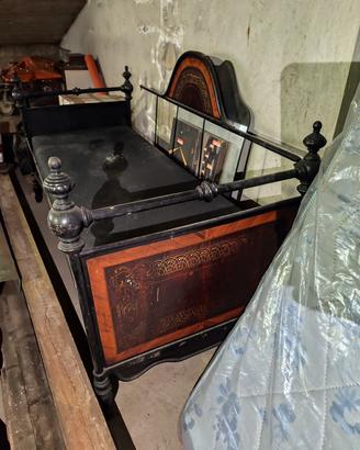 divano divanetto letto antico