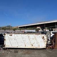 Cassone scarrabile BONFIGLIOLI con gru FUNZIONANTE