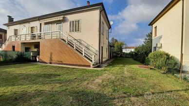 Villa di 177 m² con 4 locali e box auto doppio a P