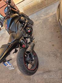 kawasaki Z750 R