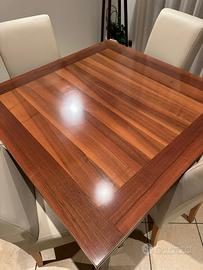 Tavolo quadrato in legno di noce allungabile