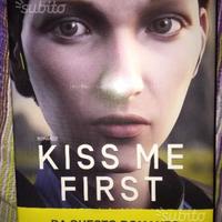 Kiss me first / Prendi la mia vita