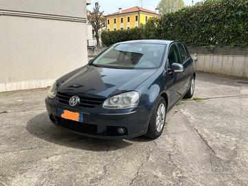 Volkswagen Golf 5 1.4 benzina